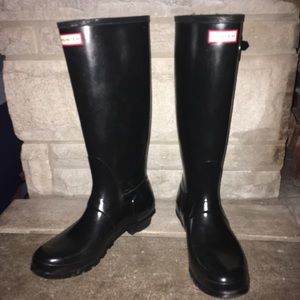 HUNTER BLACK BOOTS SIZE 11